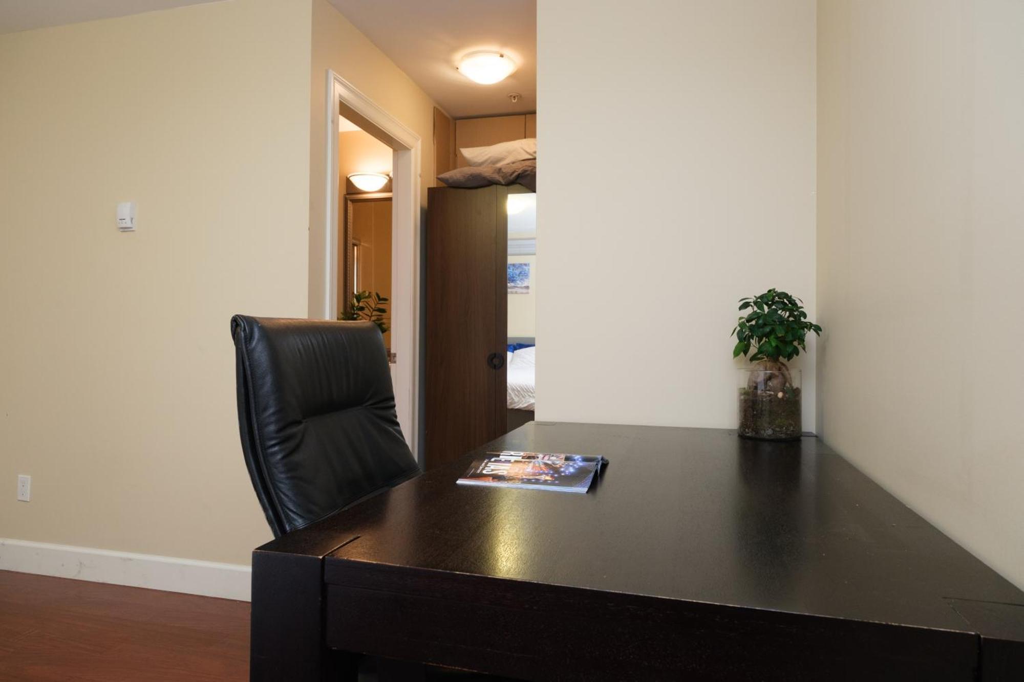 Cambie & 61St Ave Homestay Ванкувер Экстерьер фото